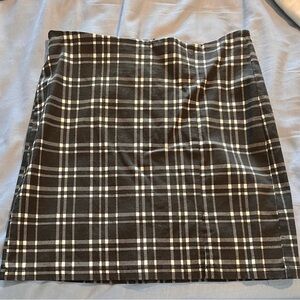 Plaid Black and White Women's Skirt